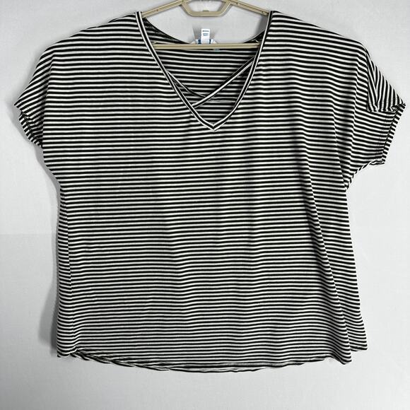 Boutique Plus Top Women Plus 1X Green White Striped Short Sleeve Minimalist PILL - Picture 1 of 9